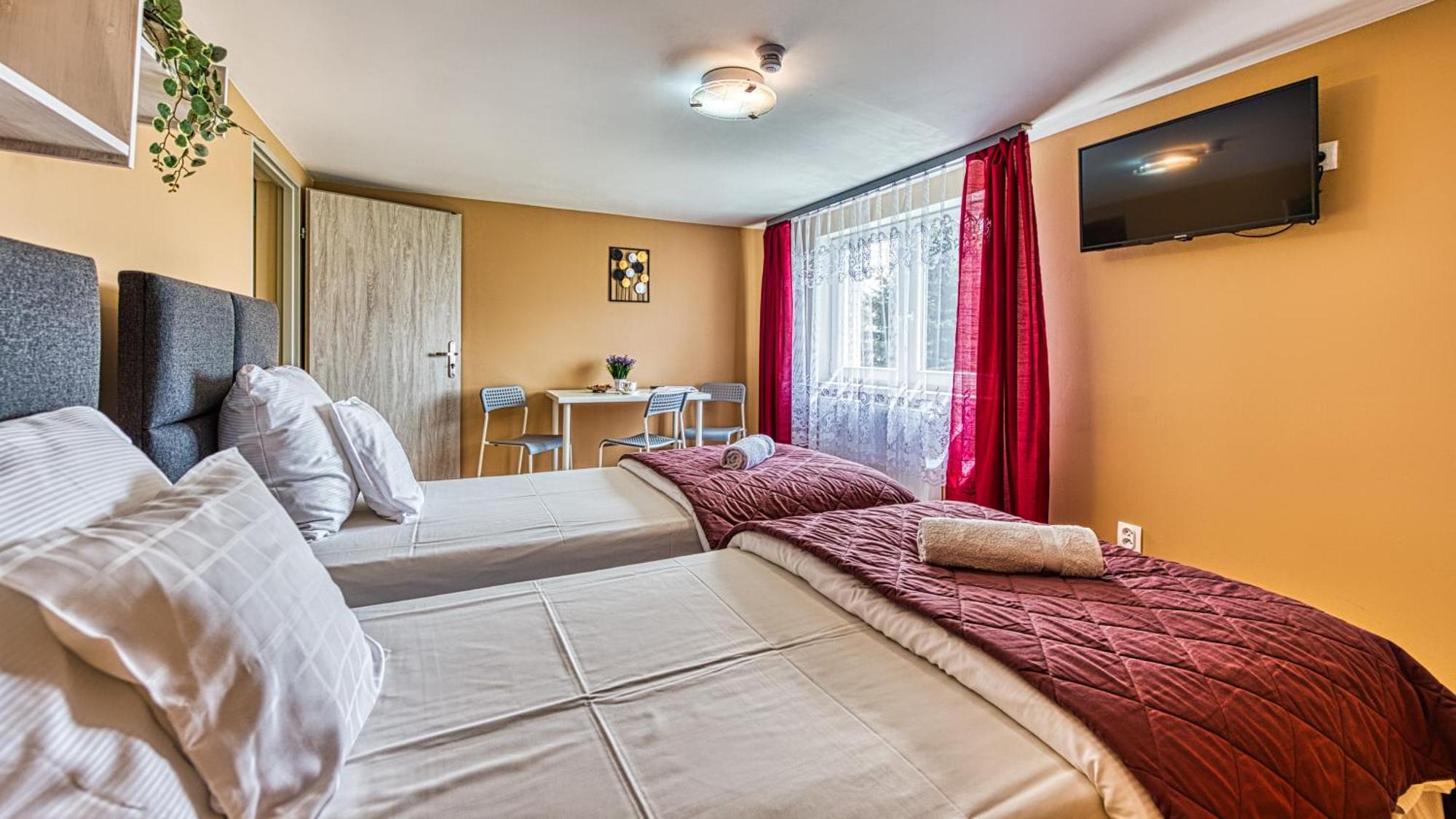 Maja Pokoje Z Widokiem Kameralna Agroturystyka Na Pogorzu Izerskim Z Sauna I Jacuzzi (Adults Only) Mirsk Exterior photo